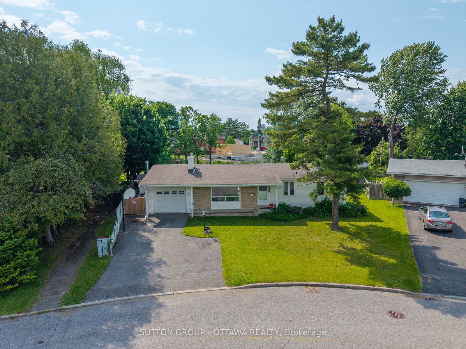 19-donland-avenue-ottawa-ontario-x12248783
