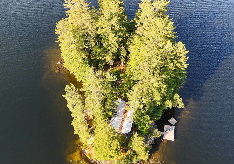 2-harper-island-lake-of-bays-ontario-x12248888