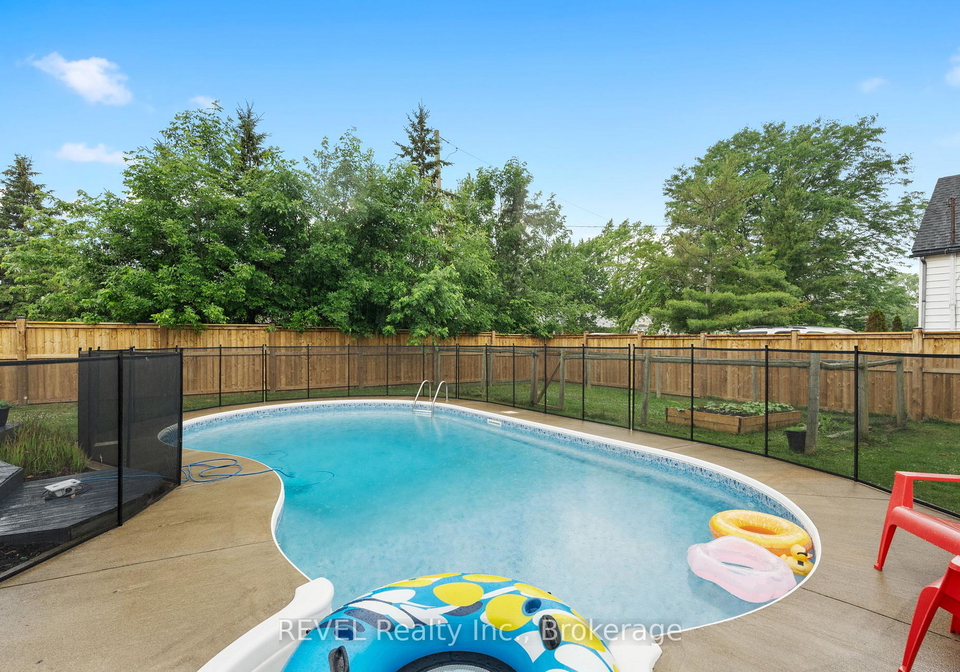 2470-coral-avenue-fort-erie-ontario-x12248924