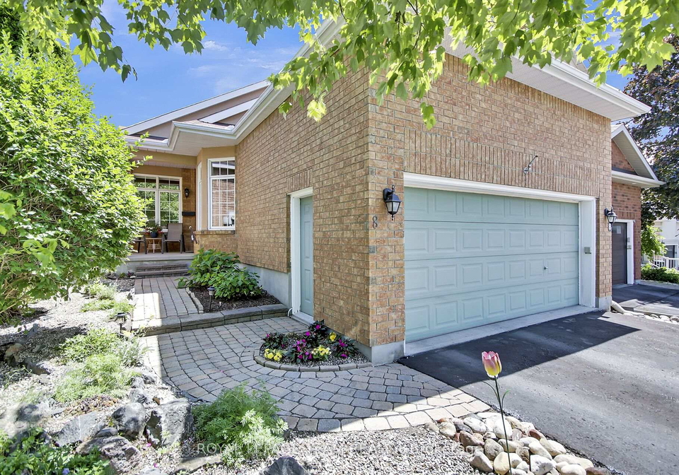 8-stonecroft-terrace-kanata-ontario-x12249031