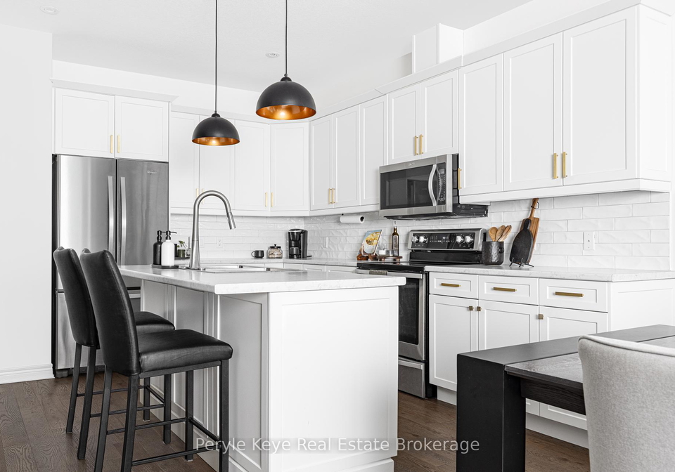 21-serenity-place-crescent-huntsville-ontario-x12249061