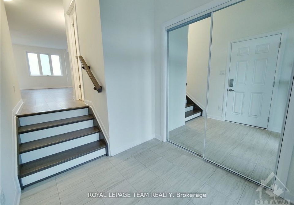 1003-speedvale-court-kanata-ontario-x12249086