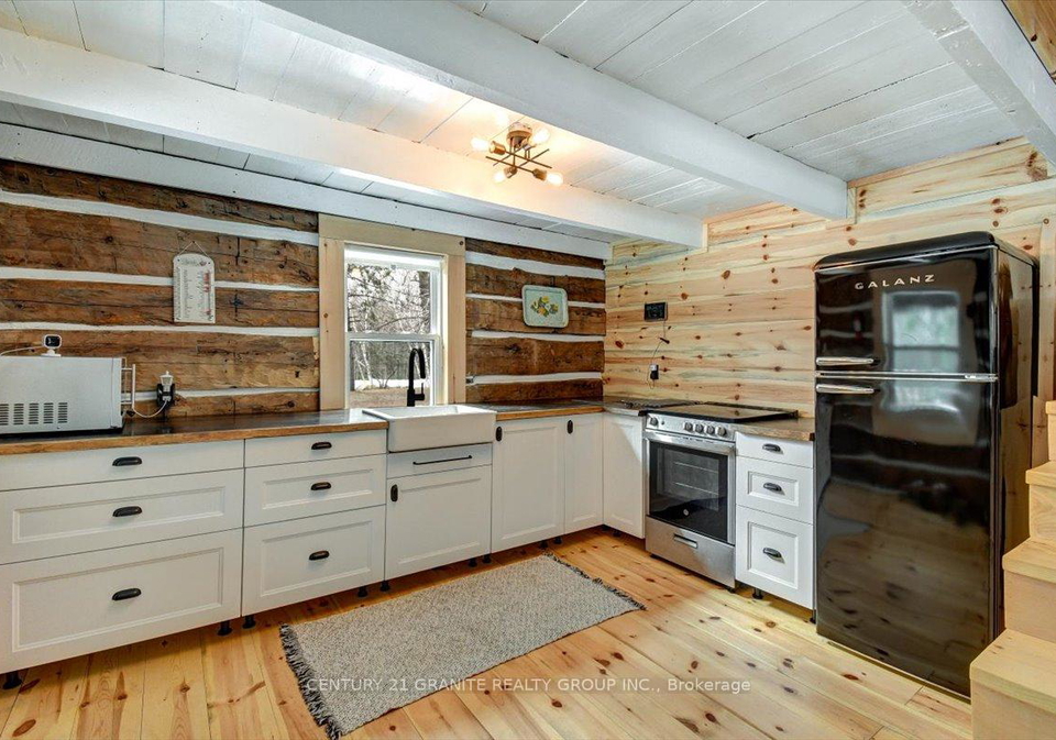 1548-madawaska-road-hastings-highlands-ontario-x12249129