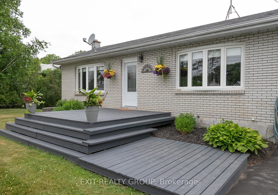 146-bernard-long-road-quinte-west-ontario-x12249191