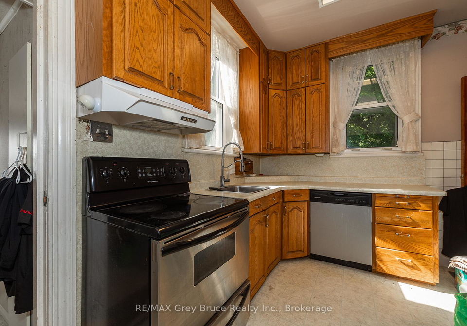 367-2nd-avenue-se-georgian-bluffs-ontario-x12249245