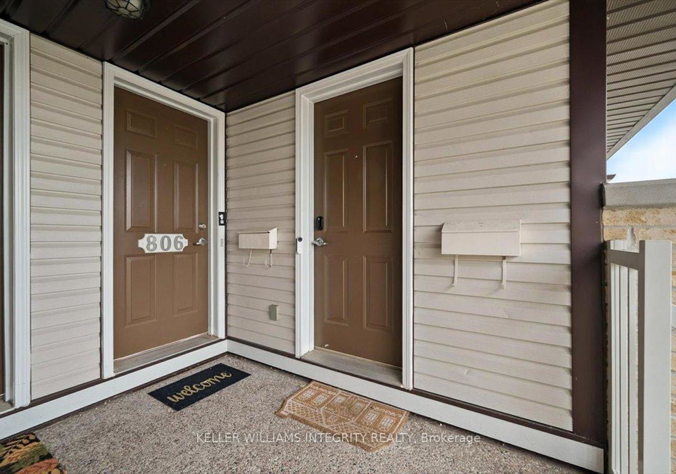 808-lakeridge-drive-ottawa-ontario-x12249527