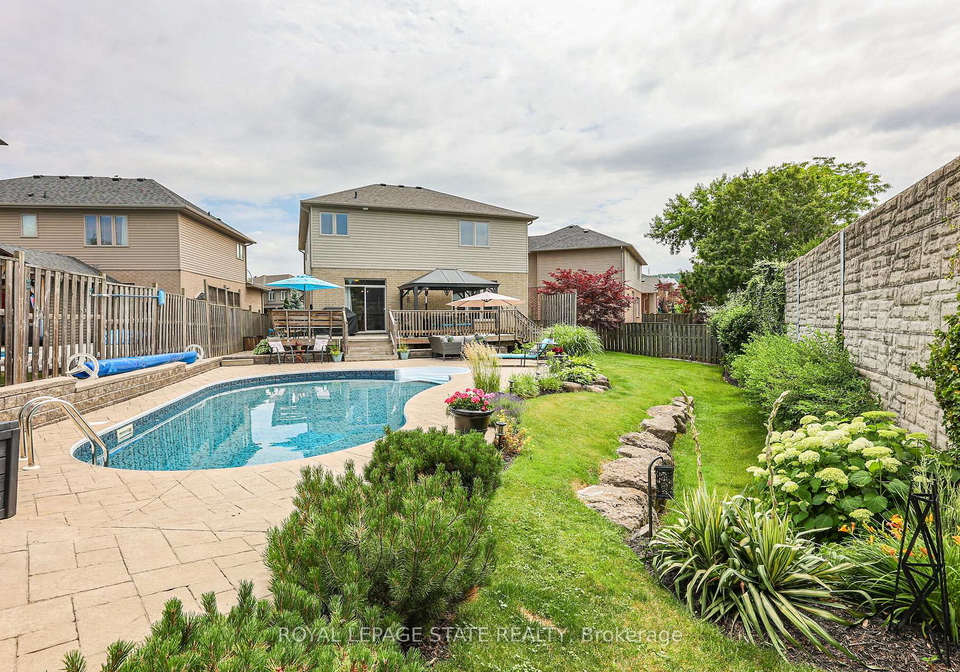 17-plum-tree-lane-grimsby-ontario-x12249762