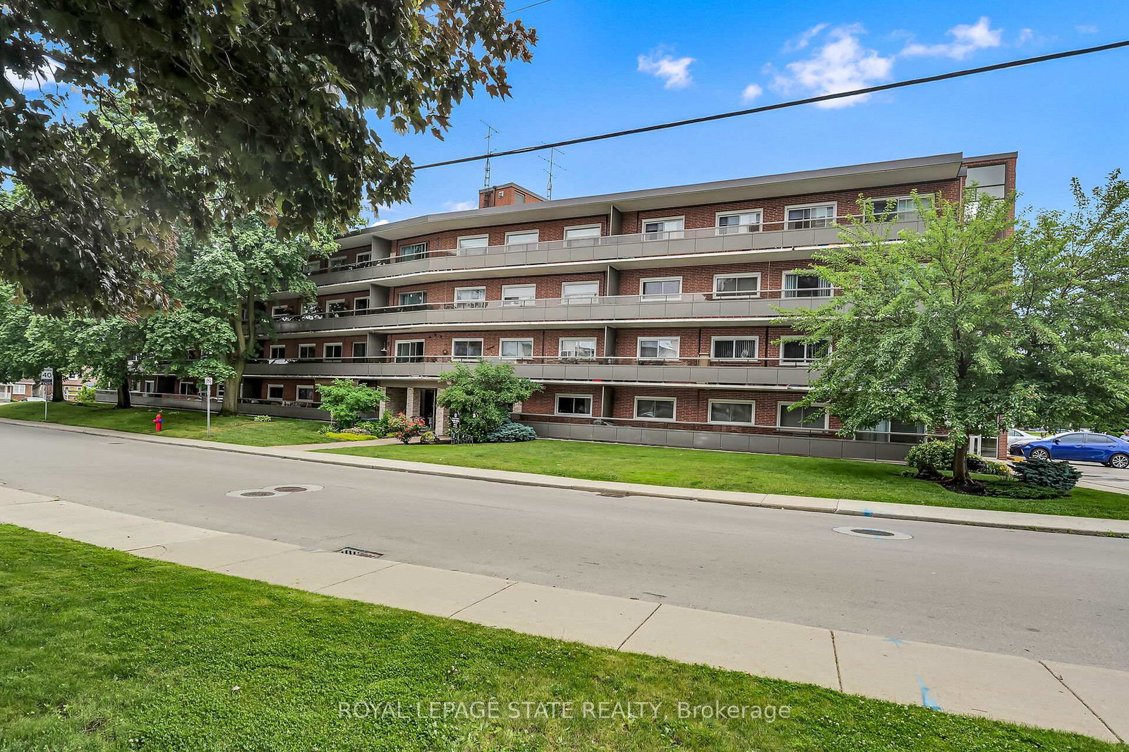 11-woodman-drive-s-hamilton-ontario-x12250008