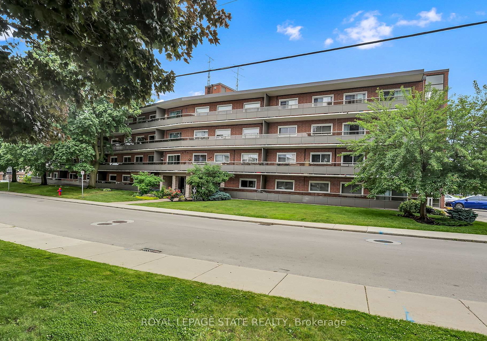 11-woodman-drive-s-hamilton-ontario-x12250008