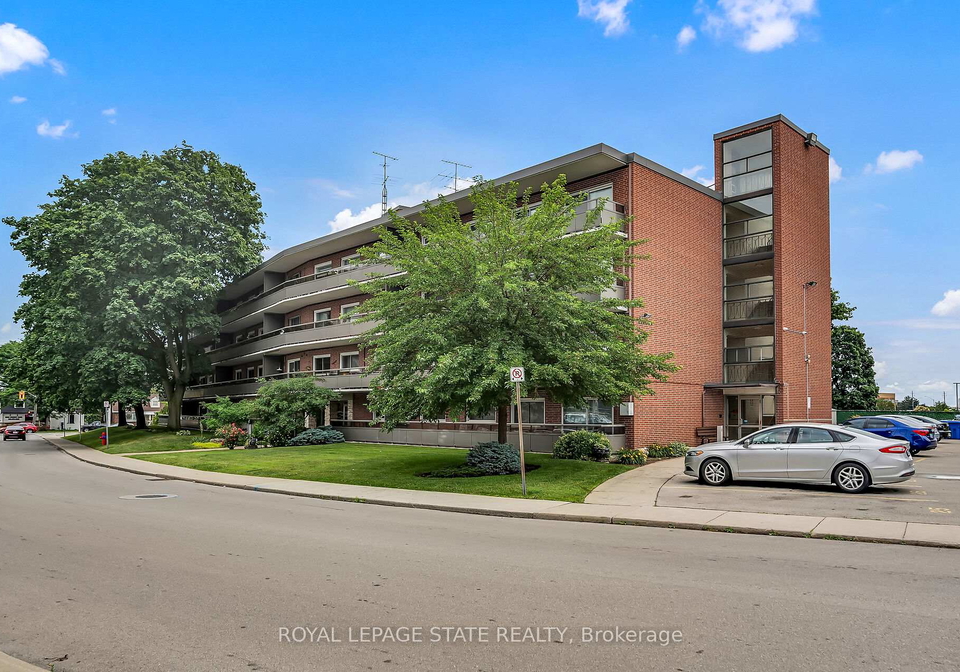 11-woodman-drive-s-hamilton-ontario-x12250008