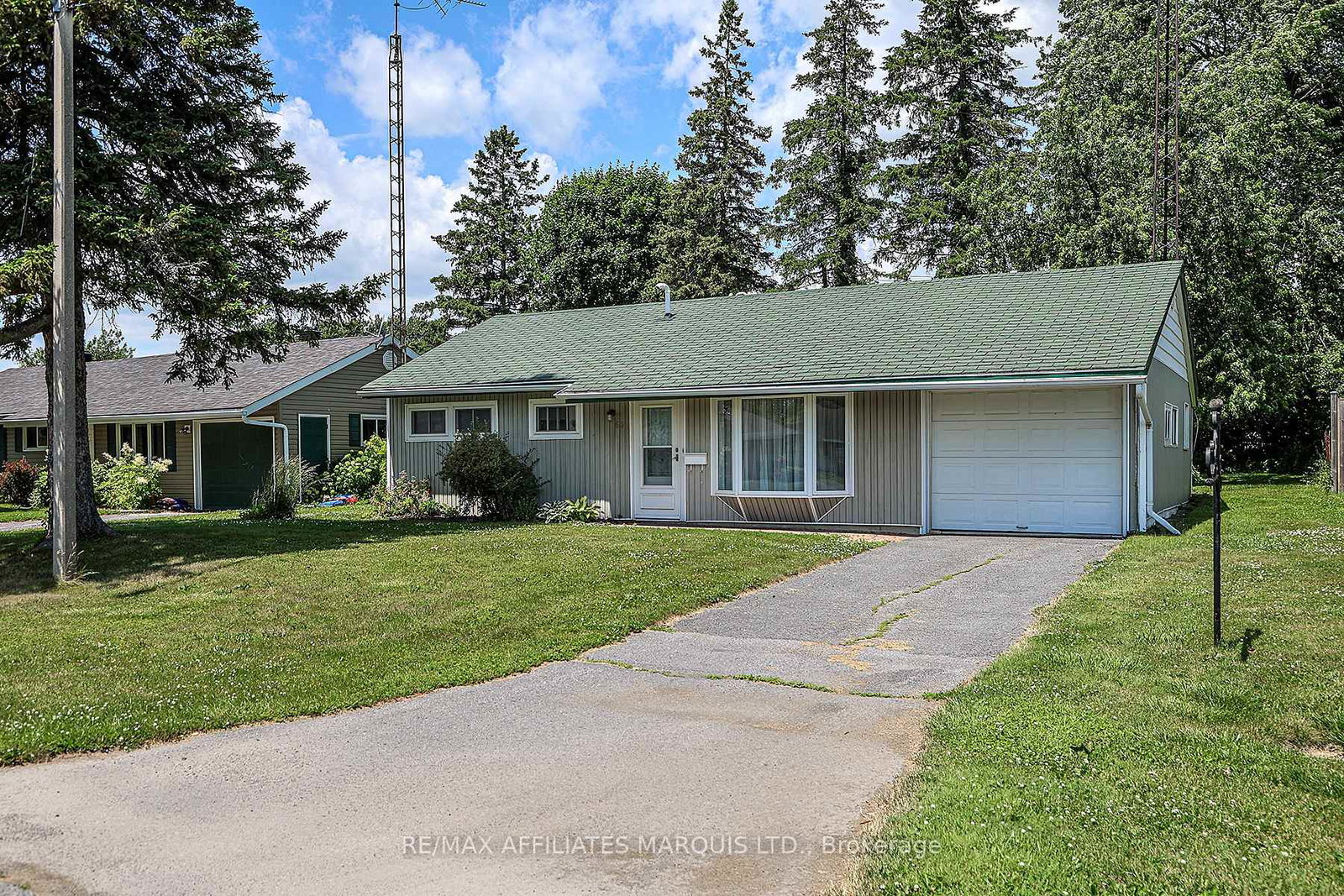 56-loyalist-street-south-dundas-ontario-x12250024