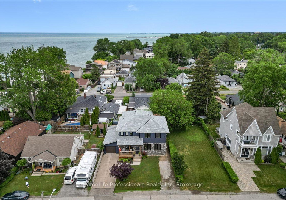 18-shelley-avenue-st-catharines-ontario-x12250531