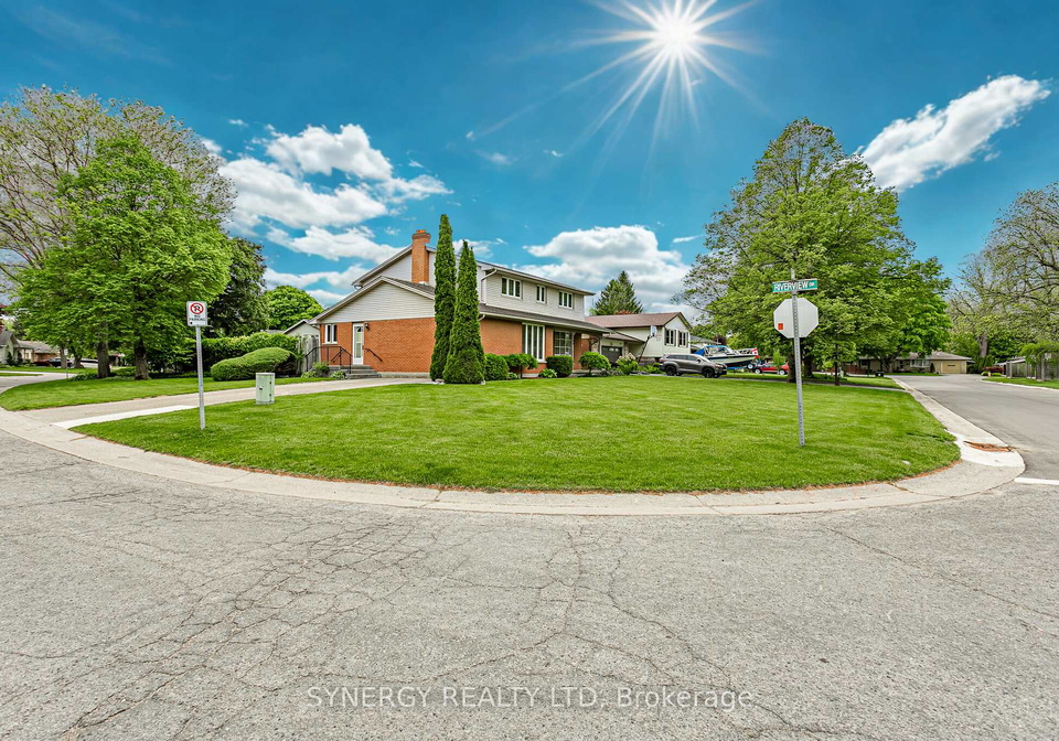 208-lamore-crescent-strathroy-caradoc-ontario-x12250656