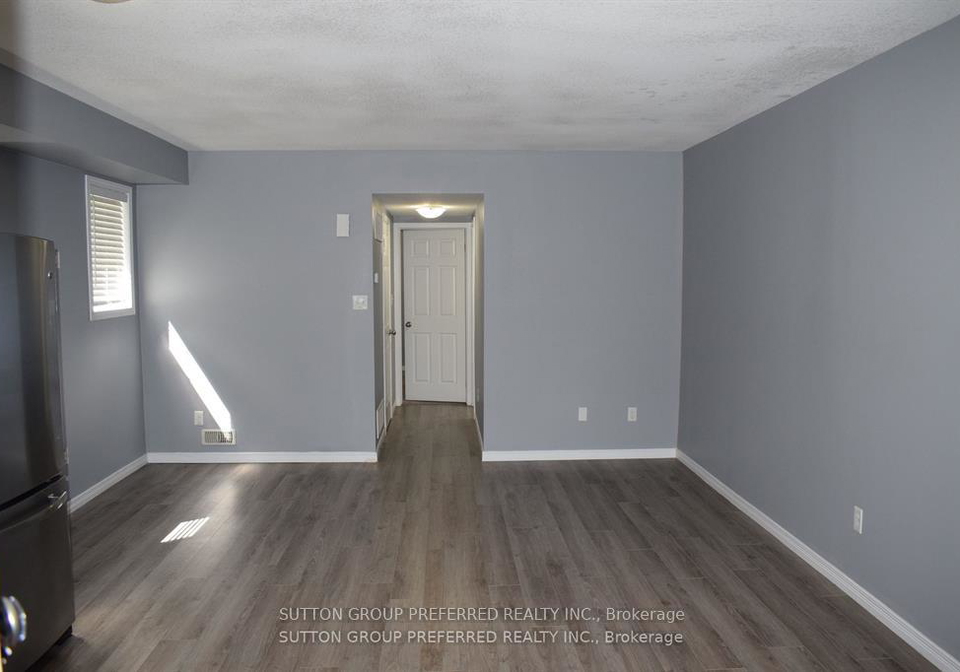 3200-singleton-avenue-london-south-ontario-x12250954