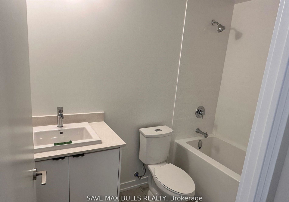 55-duke-street-w-kitchener-ontario-x12251014