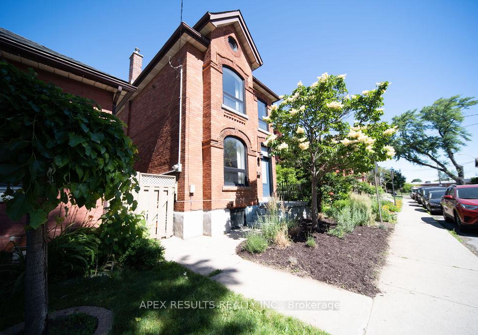 61-william-street-hamilton-ontario-x12251243