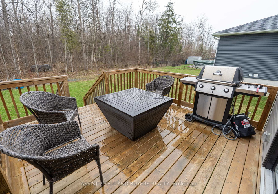 33-beech-street-south-stormont-ontario-x12251333
