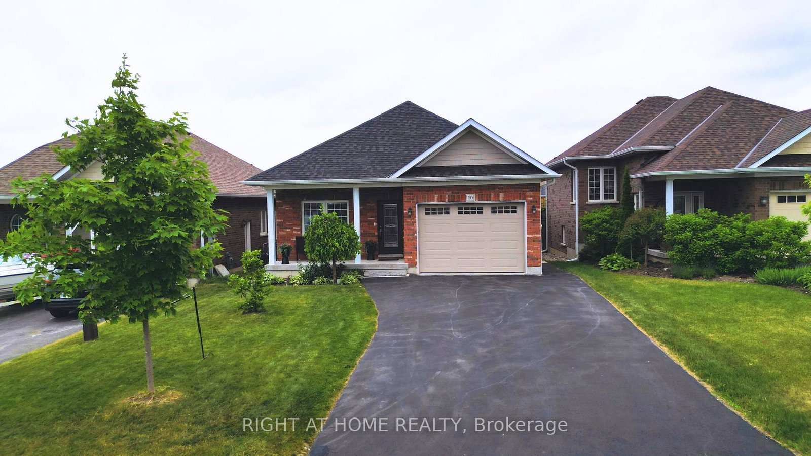 20-holtom-street-kawartha-lakes-ontario-x12251423