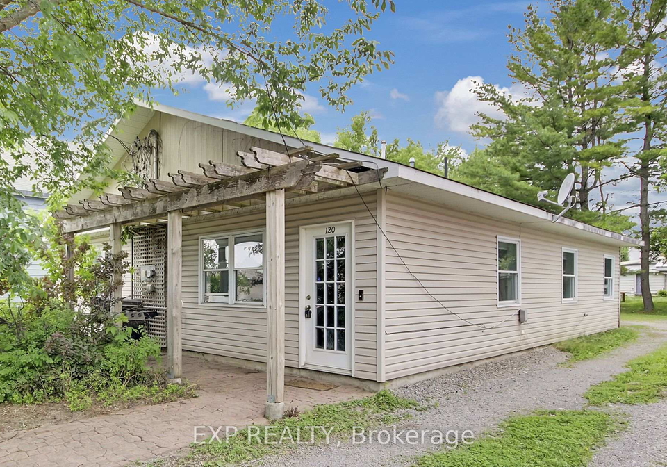 120-main-street-e-mississippi-mills-ontario-x12251459