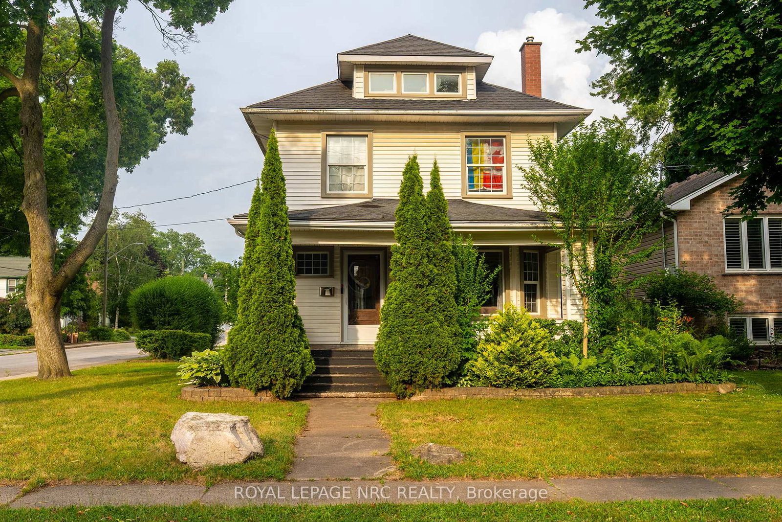 6274-pine-grove-avenue-niagara-falls-ontario-x12251705