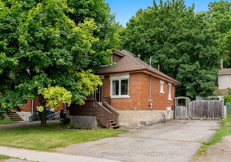 112-elizabeth-street-guelph-ontario-x12251830