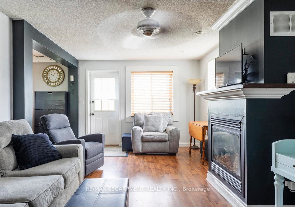 169-forfar-street-w-haldimand-ontario-x12252015