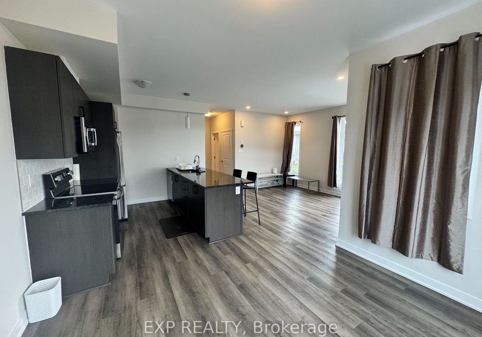 400-jewelwing-private-ottawa-ontario-x12252530