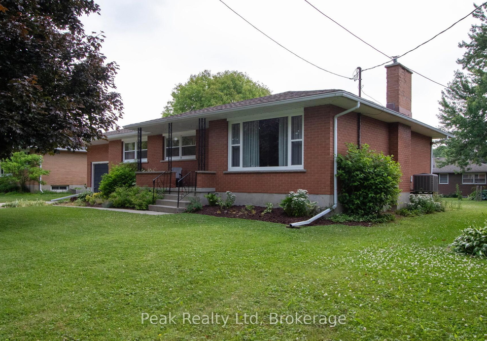 670-davidson-avenue-n-perth-east-ontario-x12252725