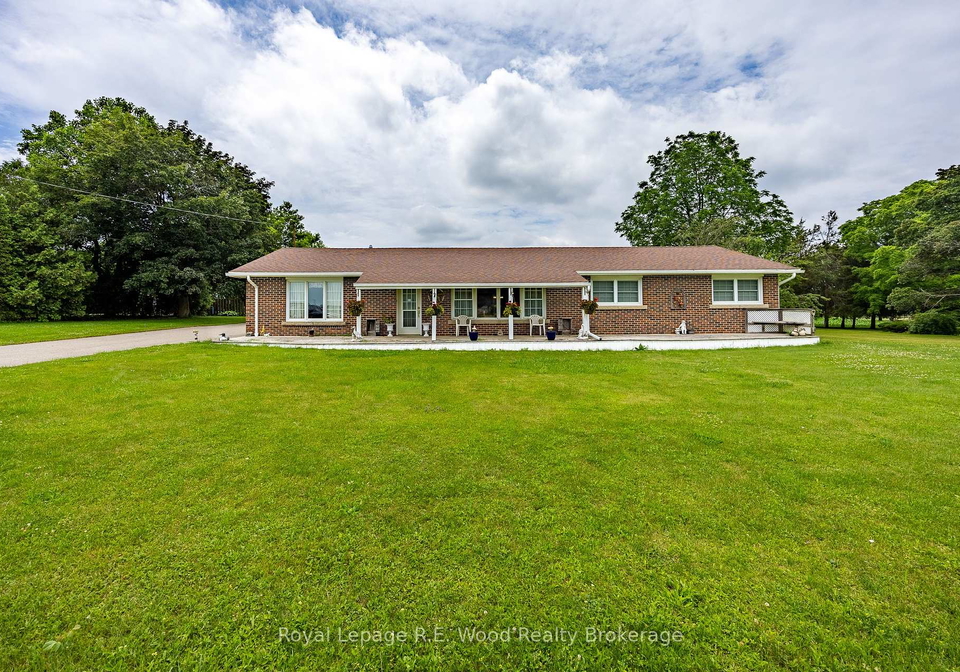 332483-plank-line-south-west-oxford-ontario-x12252772