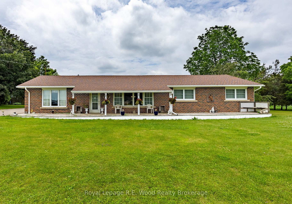 332483-plank-line-south-west-oxford-ontario-x12252772