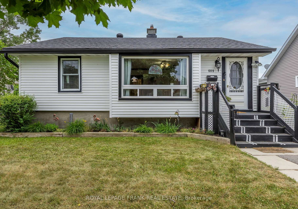 689-hawley-street-peterborough-south-ontario-x12252884