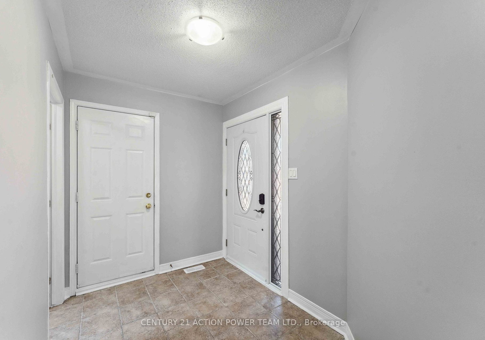 13-avonhurst-avenue-ottawa-ontario-x12252930