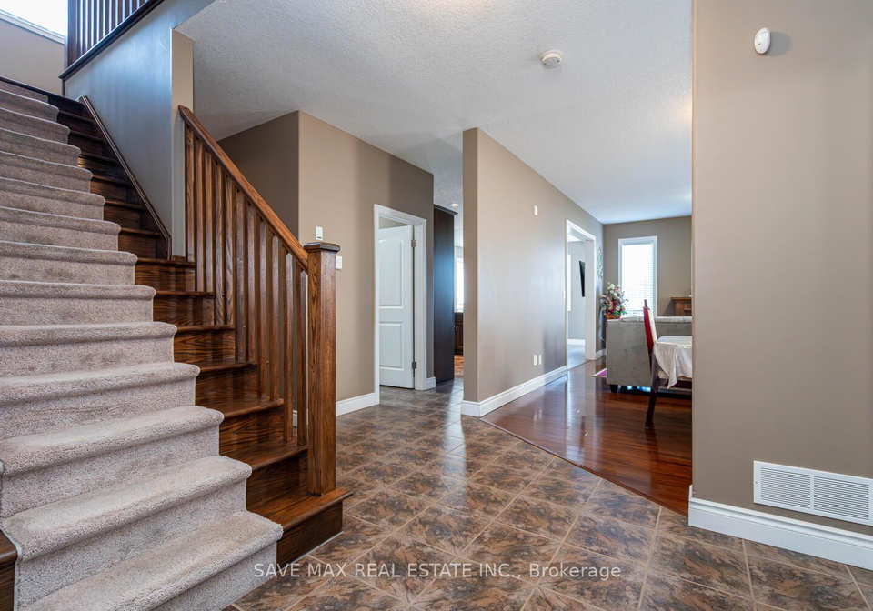 315-thornhill-place-waterloo-ontario-x12253098
