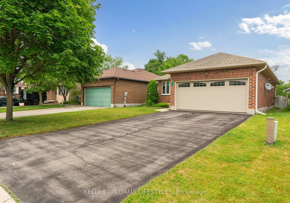 45-hickory-boulevard-w-strathroy-caradoc-ontario-x12253111