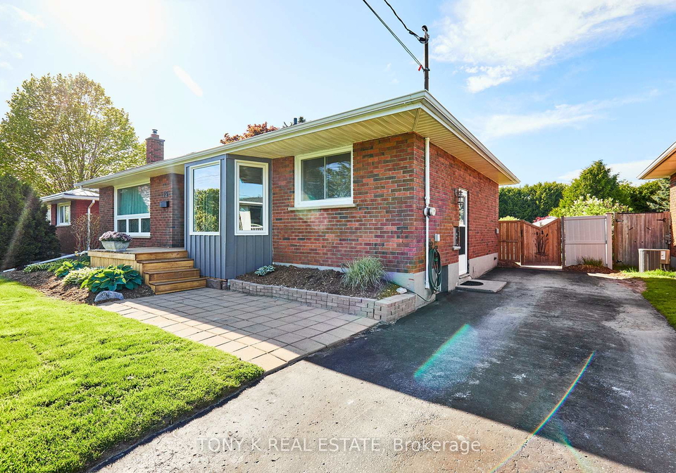 12-freeman-drive-port-hope-ontario-x12253197