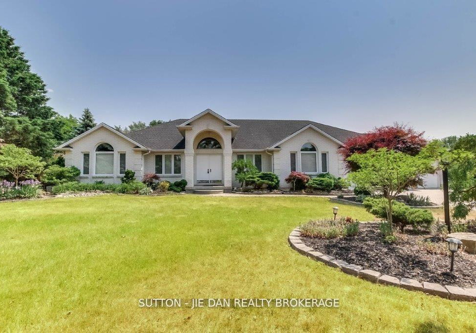 2025-ashgrove-court-london-south-ontario-x12253226