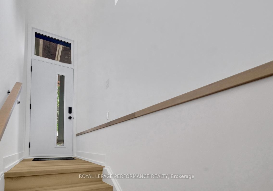 1386-gibson-street-ottawa-ontario-x12253231