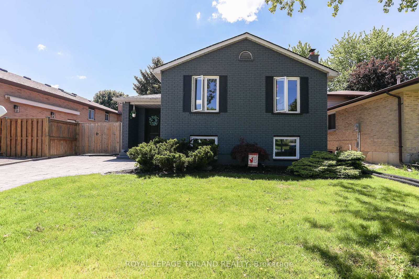 16-blanchard-crescent-w-london-north-ontario-x12253254
