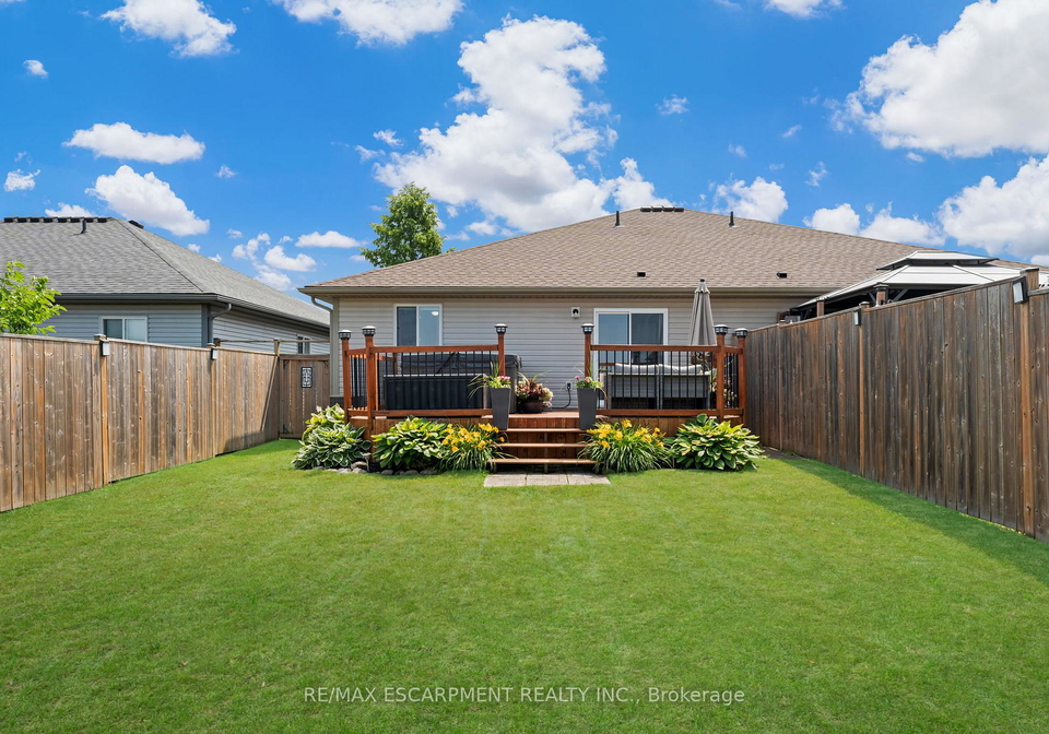 48-golden-acres-drive-west-lincoln-ontario-x12253433