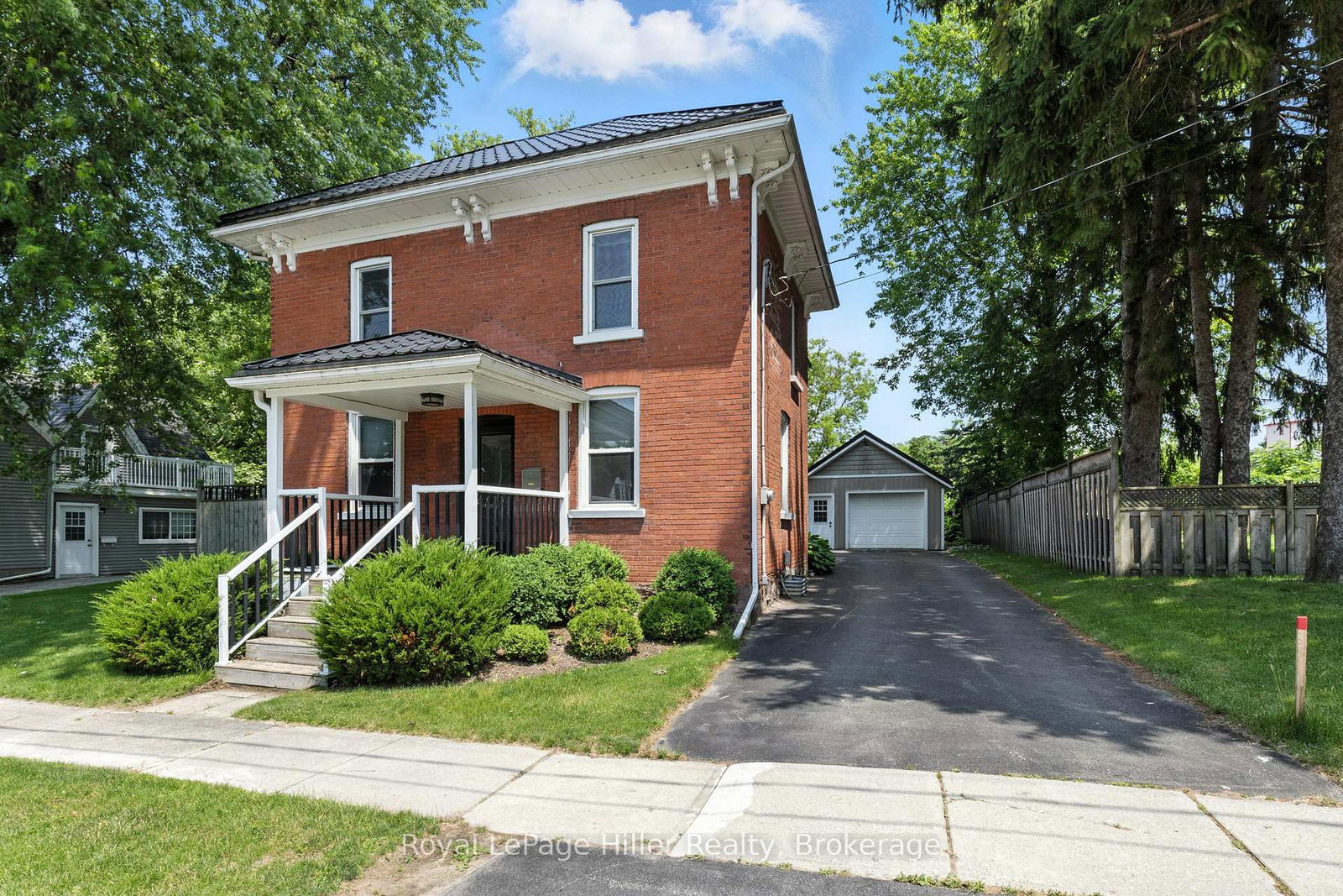 12-west-street-perth-east-ontario-x12253619