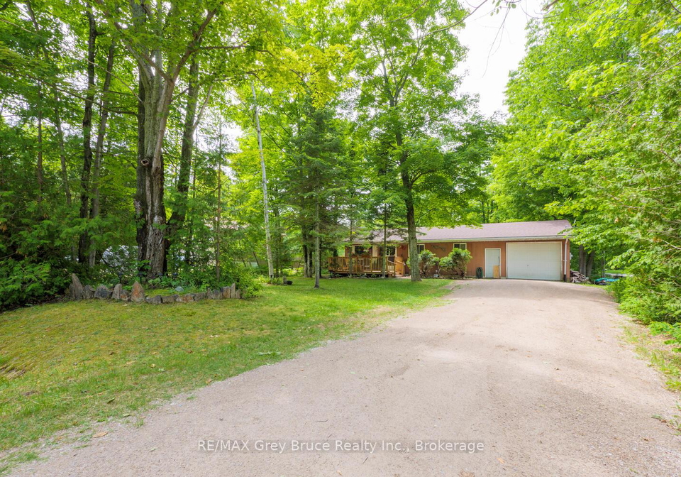 46-rolling-hills-drive-south-bruce-peninsula-ontario-x12253872