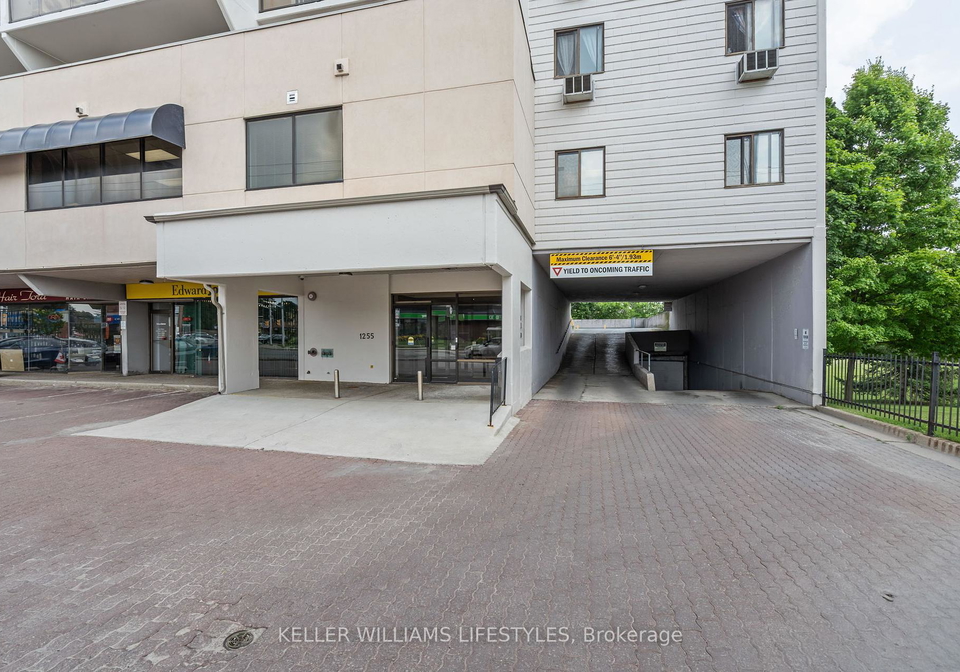 1255-commissioners-road-w-london-south-ontario-x12254064
