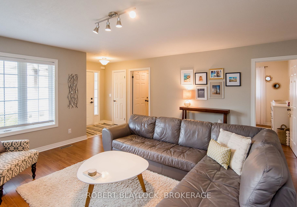 4555-carriage-road-n-lincoln-ontario-x12254383