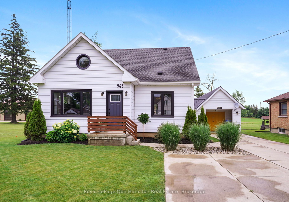 945-main-street-w-north-perth-ontario-x12254509