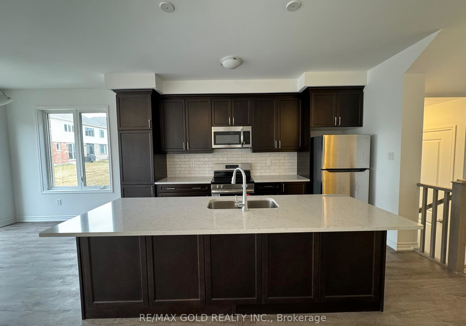 58-histand-trail-kitchener-ontario-x12254564