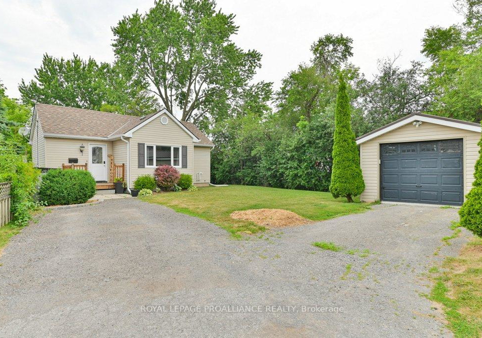 17-holden-street-belleville-ontario-x12254688