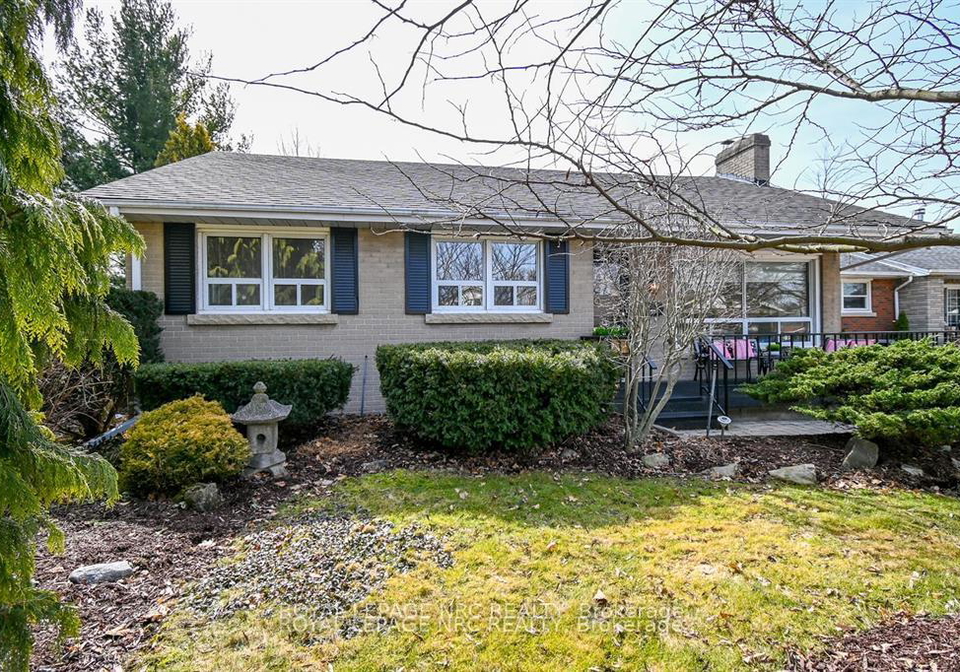 8-macbeth-boulevard-st-catharines-ontario-x12254824
