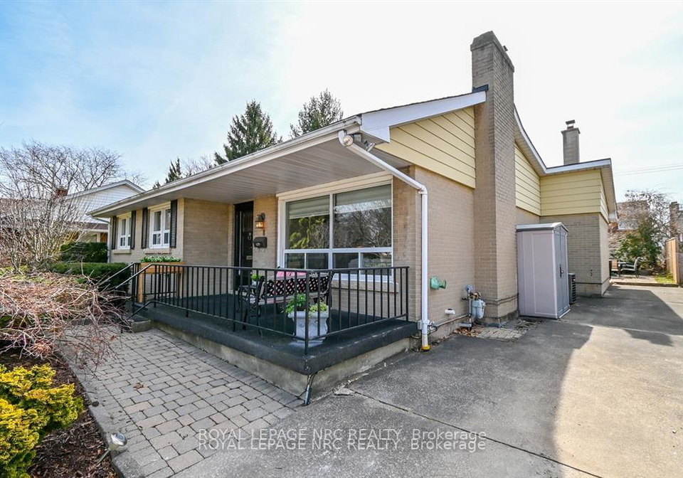 8-macbeth-boulevard-st-catharines-ontario-x12254824