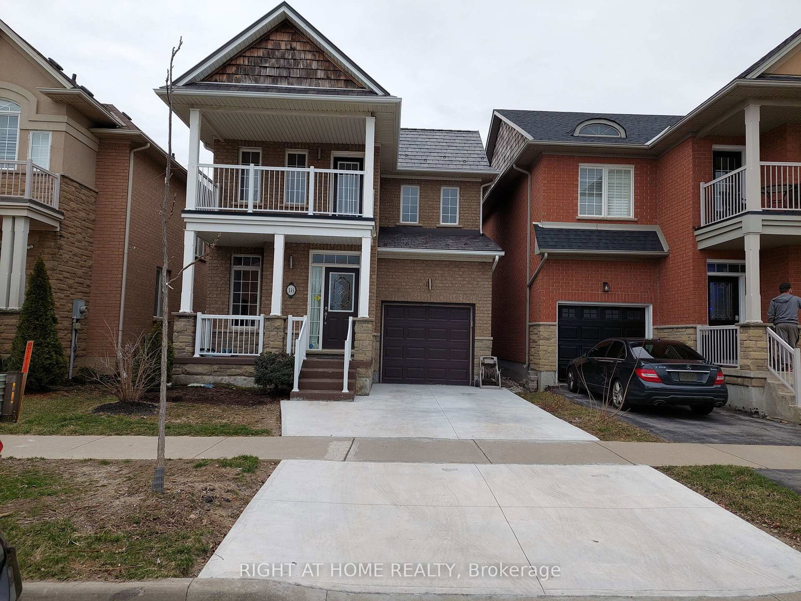 18-islandview-way-hamilton-ontario-x12254972