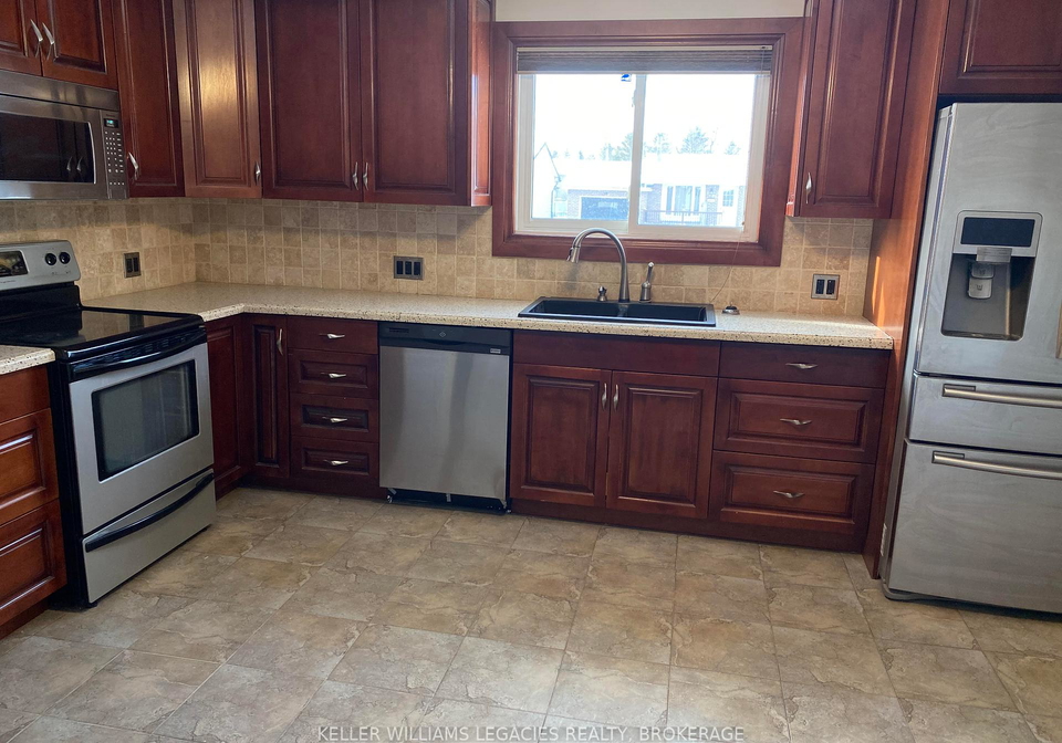1301-waverley-crescent-kingston-ontario-x12255111